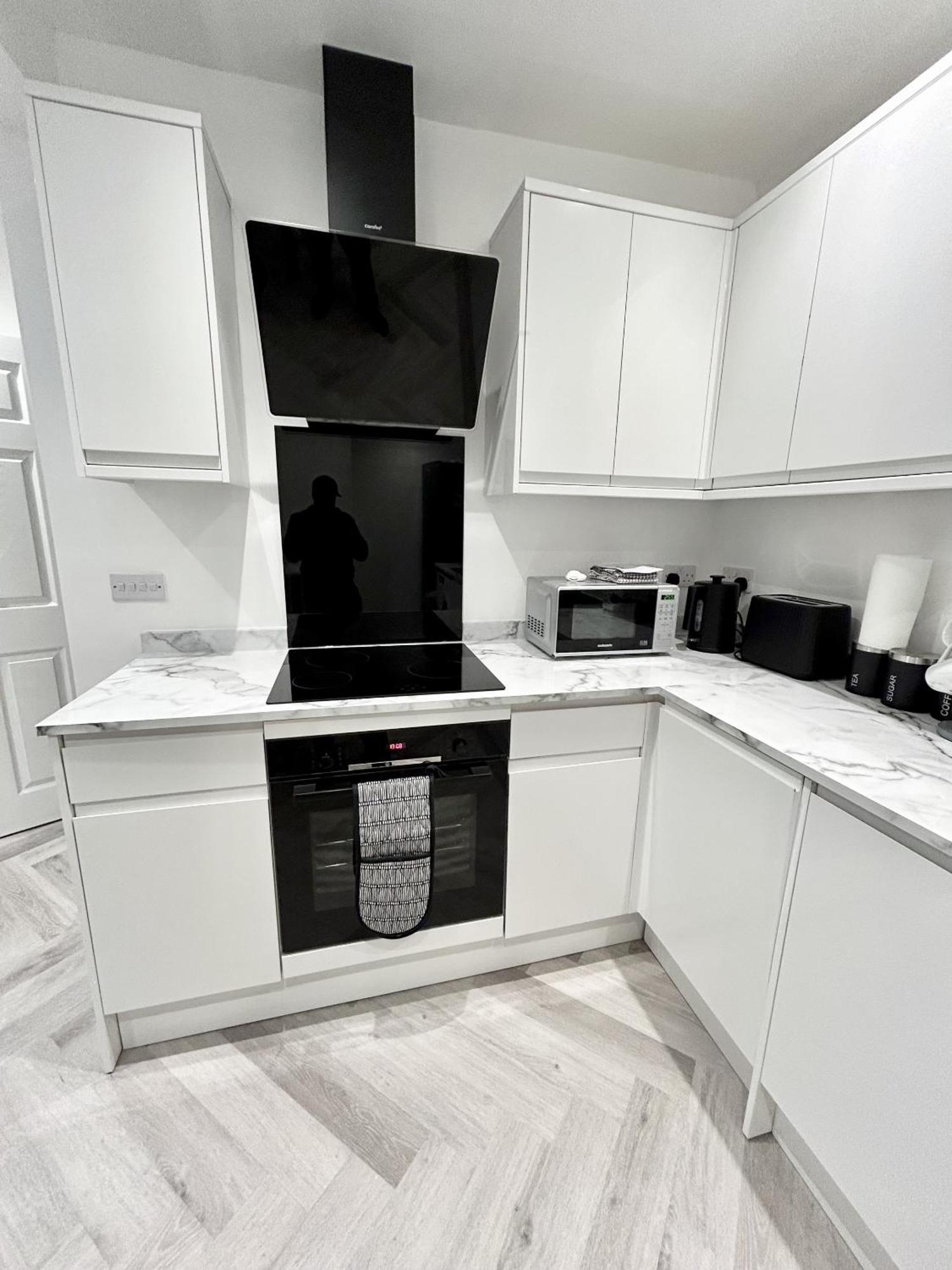 Lymer House - Stylish 3 Bedroom House In Wolverhampton Eksteriør bilde