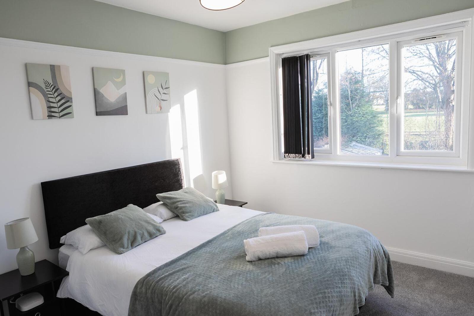 Lymer House - Stylish 3 Bedroom House In Wolverhampton Eksteriør bilde