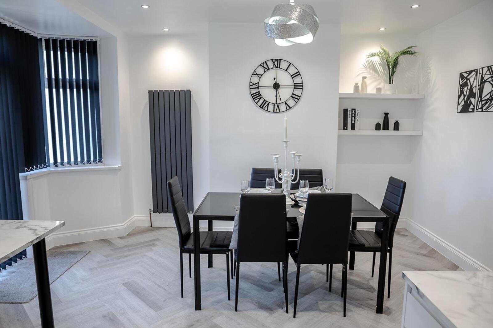 Lymer House - Stylish 3 Bedroom House In Wolverhampton Eksteriør bilde